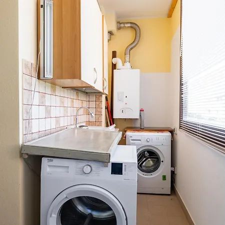 Domo Mea In Sinis Appartement